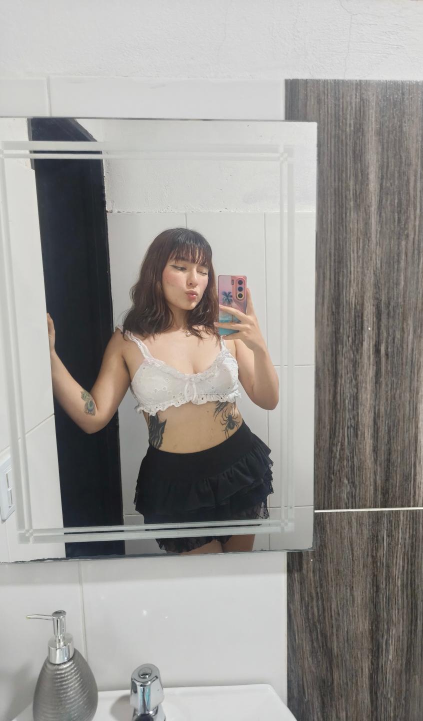 webcam model ValeriHairy69 from XloveCam webcam model ValeriHairy69 from XloveCam