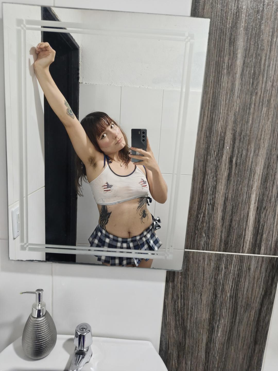 webcam model ValeriHairy69 from XloveCam webcam model ValeriHairy69 from XloveCam