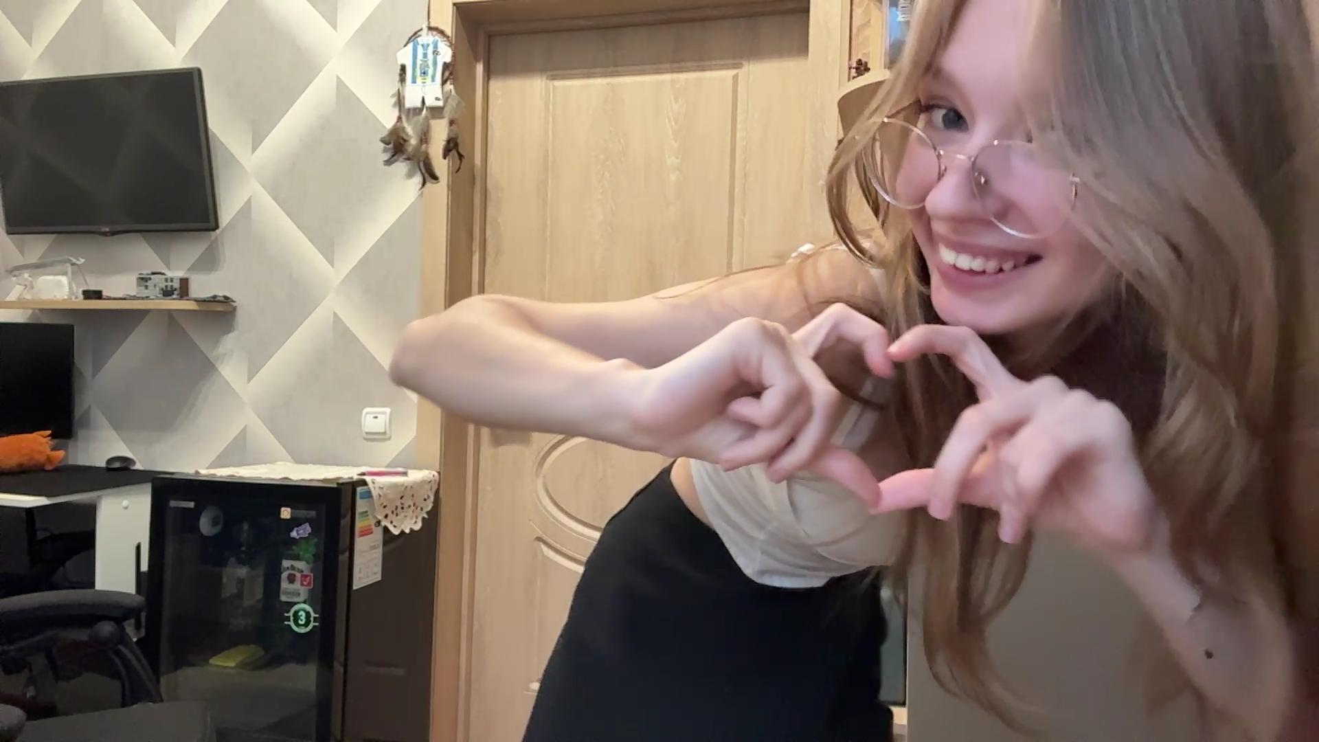 webcam model ColeneBeauharnois from XloveCam webcam model ColeneBeauharnois from XloveCam