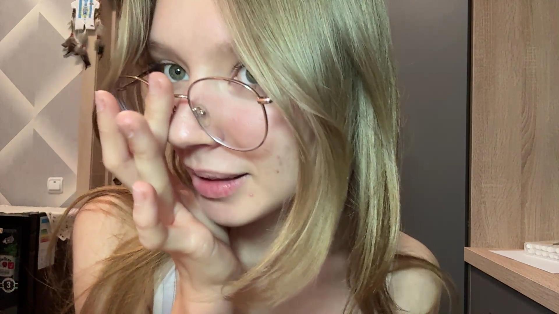 webcam model ColeneBeauharnois from XloveCam webcam model ColeneBeauharnois from XloveCam
