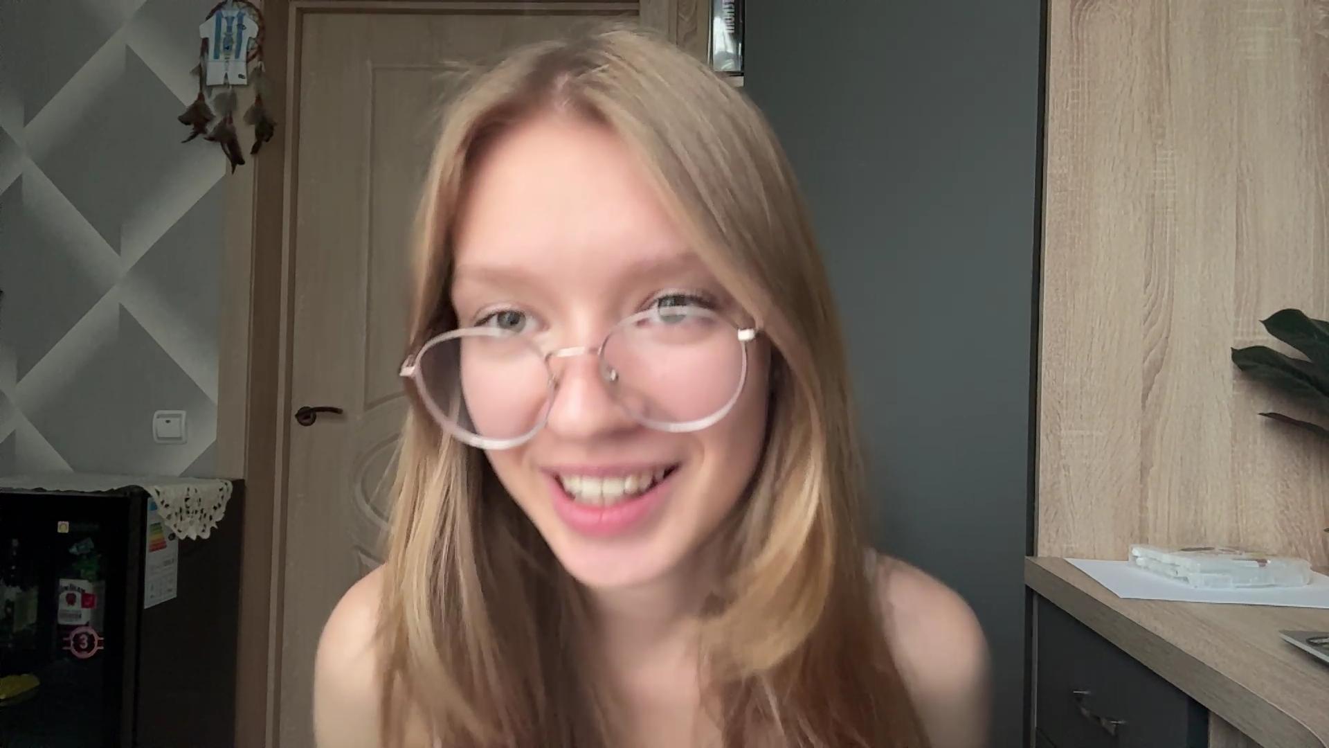 webcam model ColeneBeauharnois from XloveCam webcam model ColeneBeauharnois from XloveCam