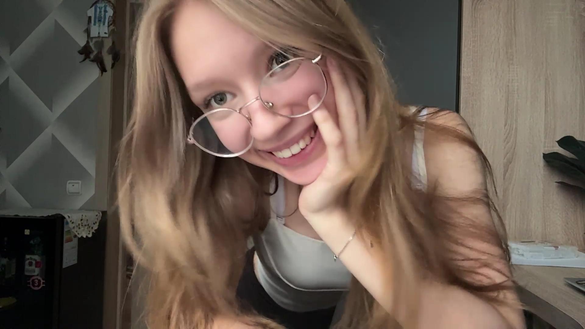 webcam model ColeneBeauharnois from XloveCam webcam model ColeneBeauharnois from XloveCam