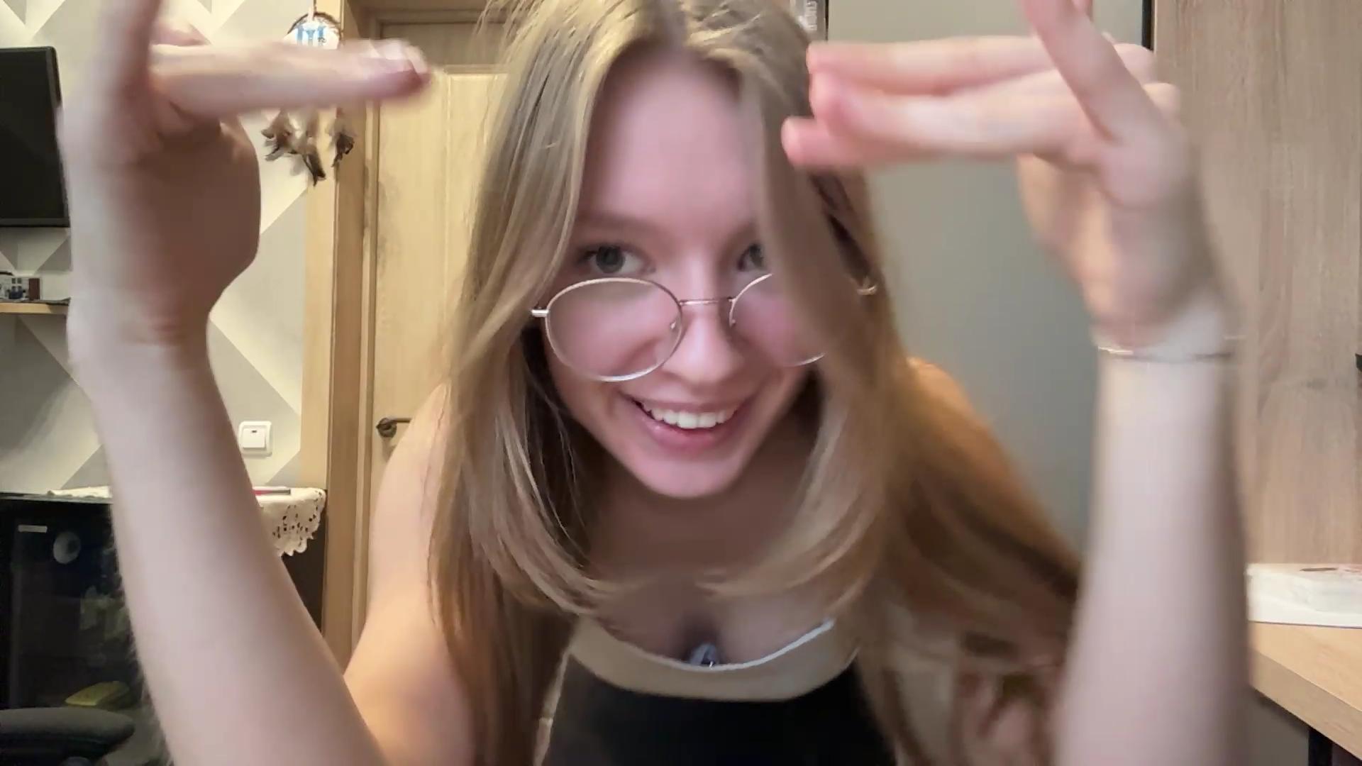 webcam model ColeneBeauharnois from XloveCam webcam model ColeneBeauharnois from XloveCam