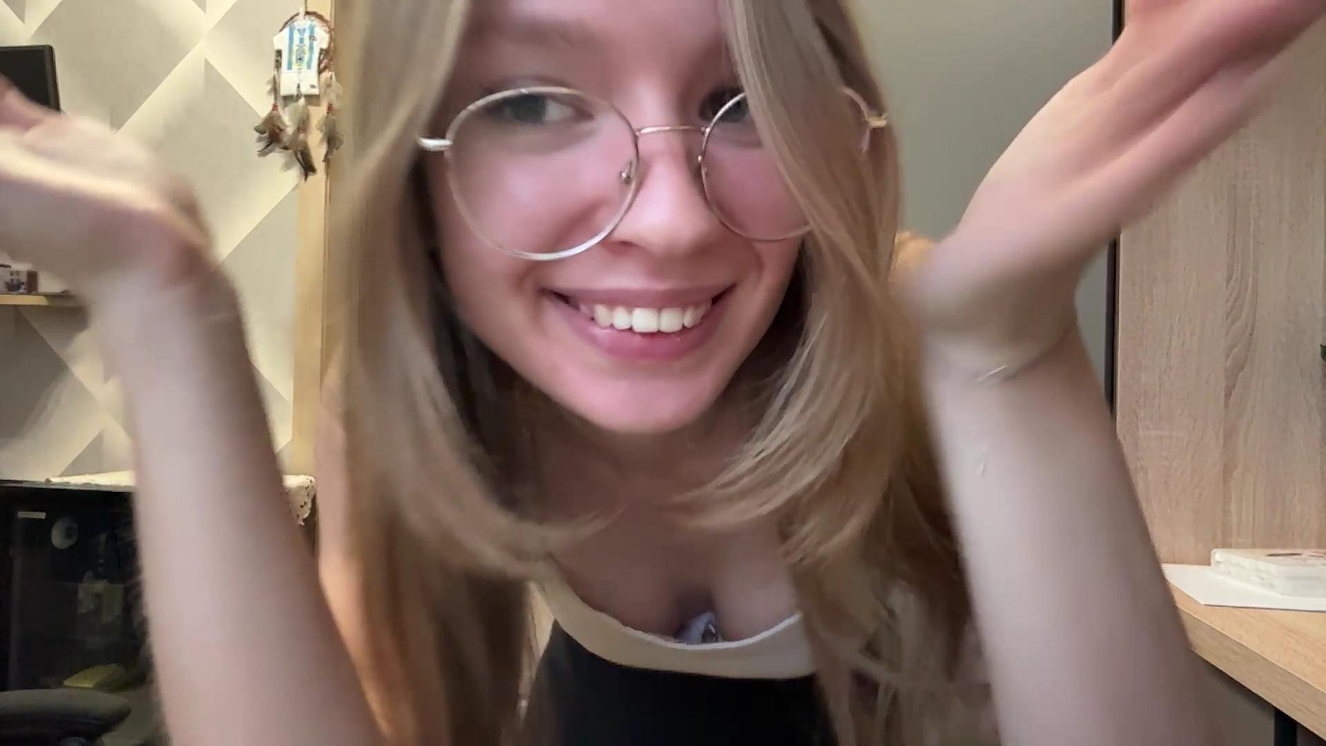 webcam model ColeneBeauharnois from XloveCam webcam model ColeneBeauharnois from XloveCam