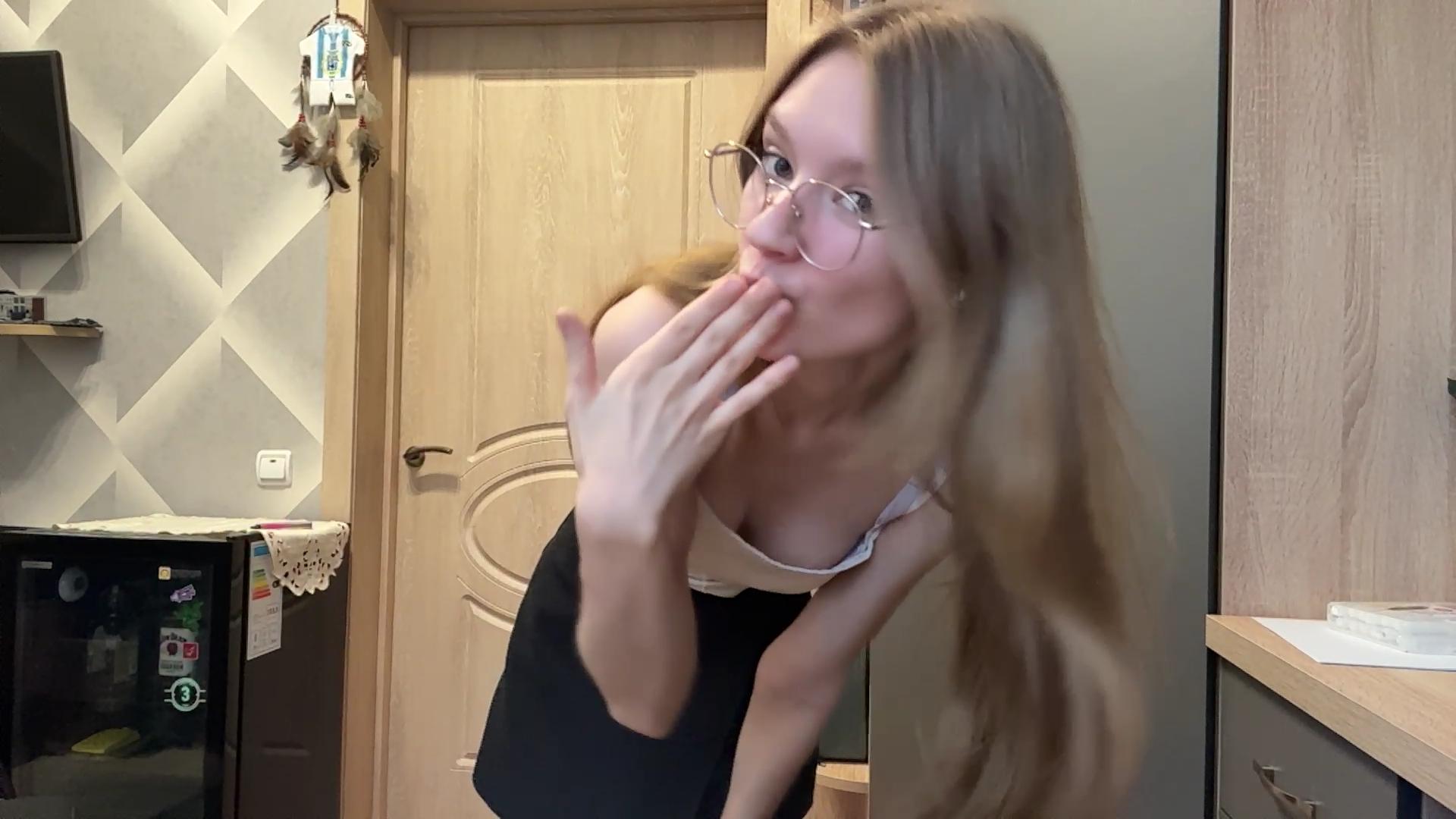webcam model ColeneBeauharnois from XloveCam webcam model ColeneBeauharnois from XloveCam