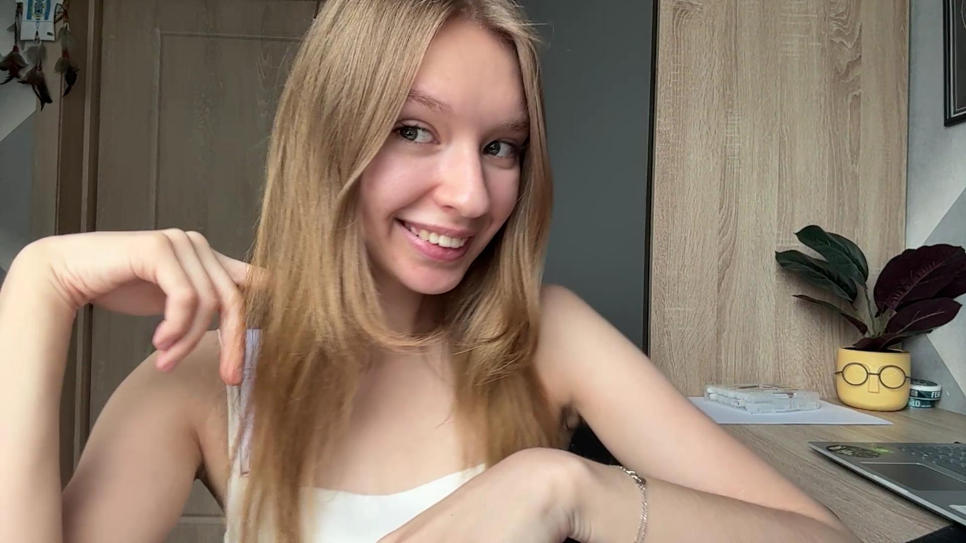 webcam model ColeneBeauharnois from XloveCam webcam model ColeneBeauharnois from XloveCam