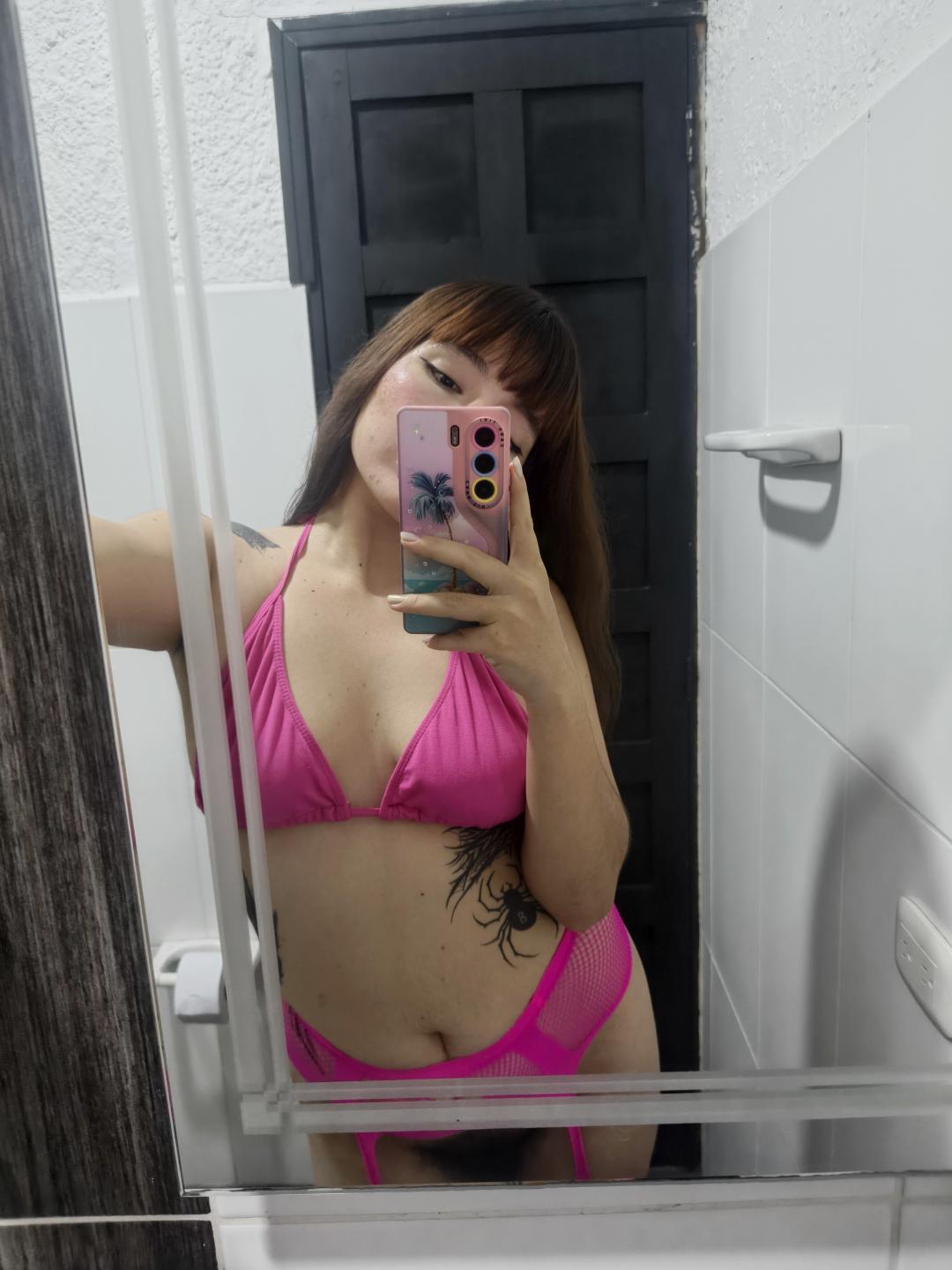 webcam model ValeriHairy69 from XloveCam webcam model ValeriHairy69 from XloveCam
