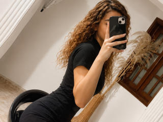 AriannaBlake Webcam Porno Live - Photo 9/21