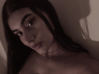 AlaraKey Webcam Porno Live - Photo 4/21