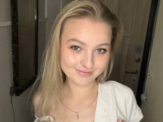 NievesMegee Pussy Video Webcam - Photo 14/21