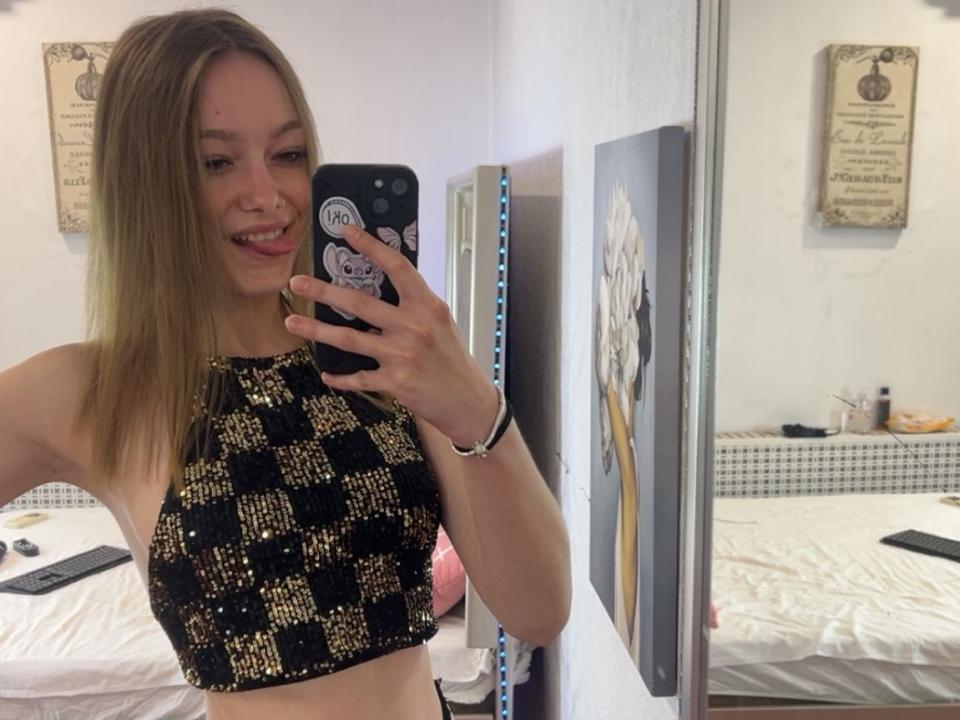 LeilaBie — live cam photo 1