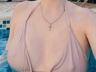 TimikaKoetter Love Webcams - Photo 7/14