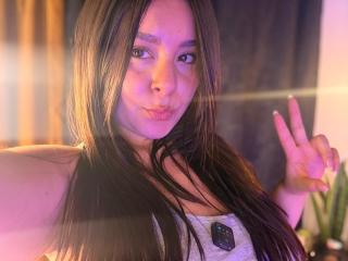 EmaJames Boobs Liveshow - Photo 16/21