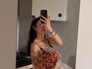 NikkiGoldX Pussy Video Webcam - Photo 8/21