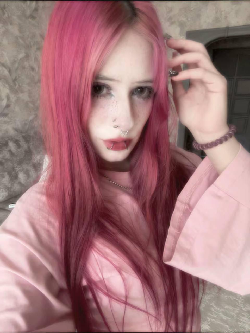 webcam model EugeniaGutterman from XloveCam webcam model EugeniaGutterman from XloveCam