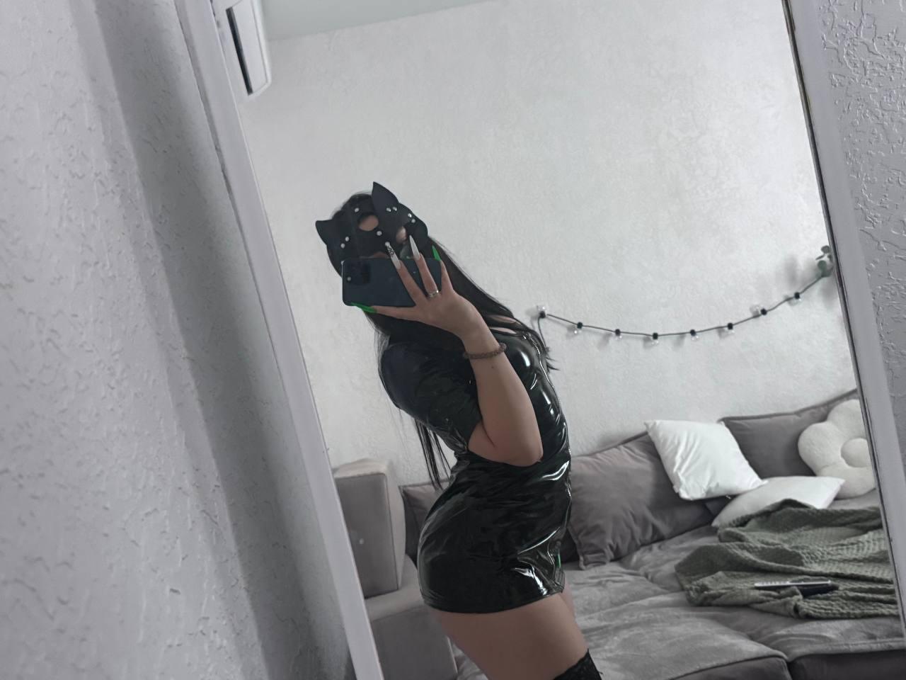 webcam model Arietta from XloveCam webcam model Arietta from XloveCam