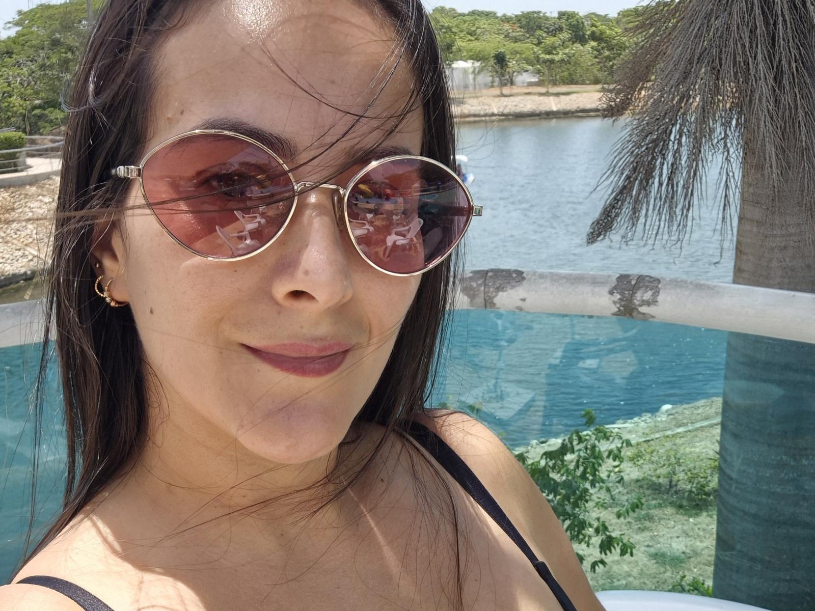 Roussemelinda69 — live cam photo 4