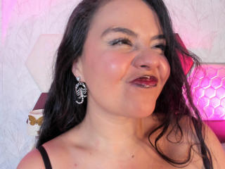 ArielleWilde Webcam Porno Live - Photo 8/21