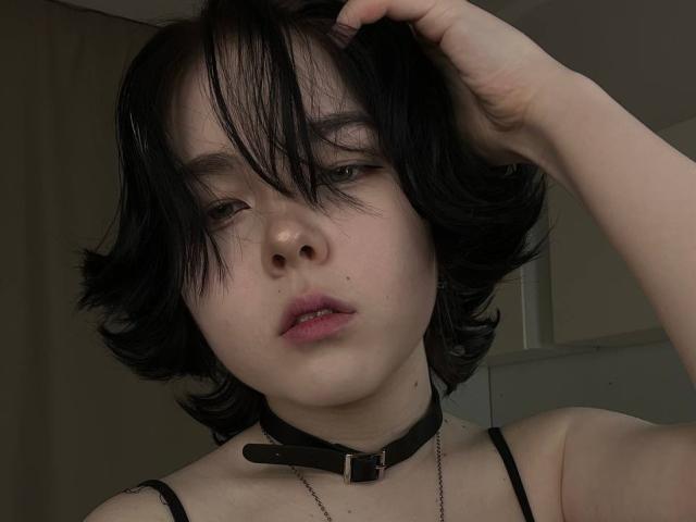 EvitaCorolis — live cam photo 1