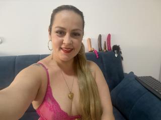 SamanthaGold Blowjob XXX Cams - Photo 15/21