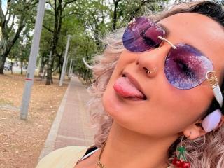 ElenaSaenz Boobs Liveshow - Photo 5/21