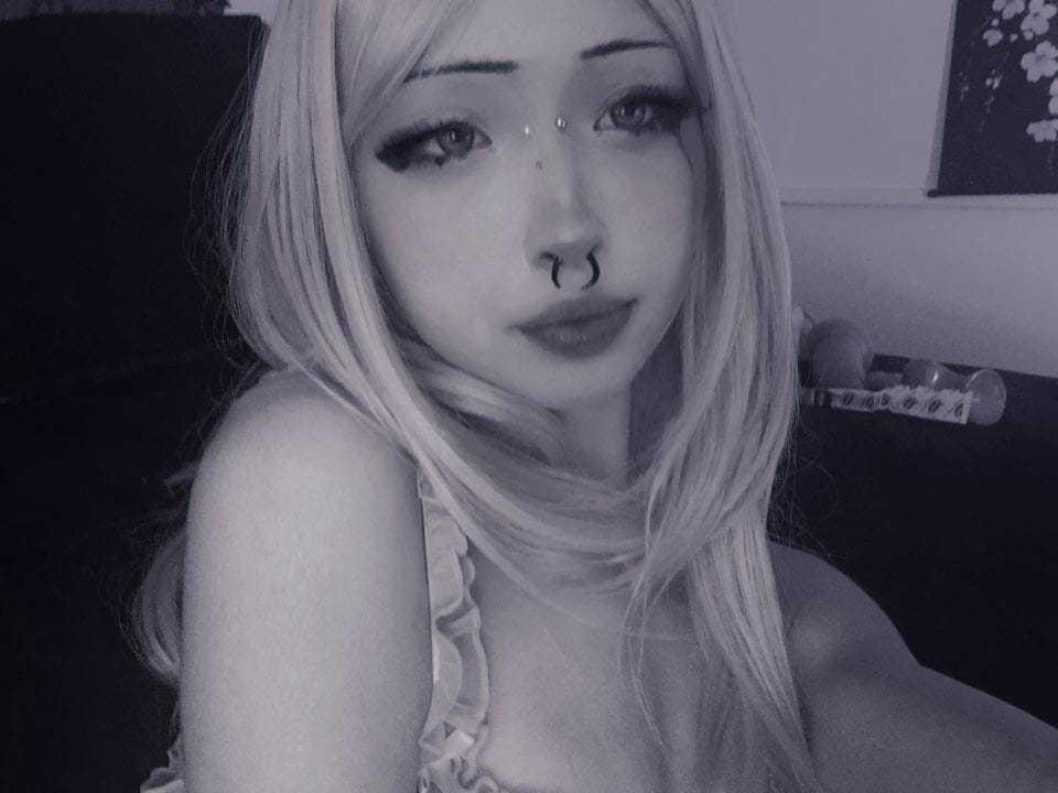 Vickmon — live cam photo 3