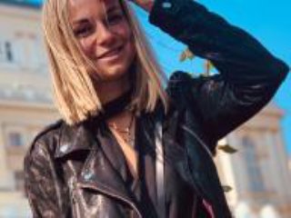 BelleLisaG Live Cam Porn - Photo 13/21