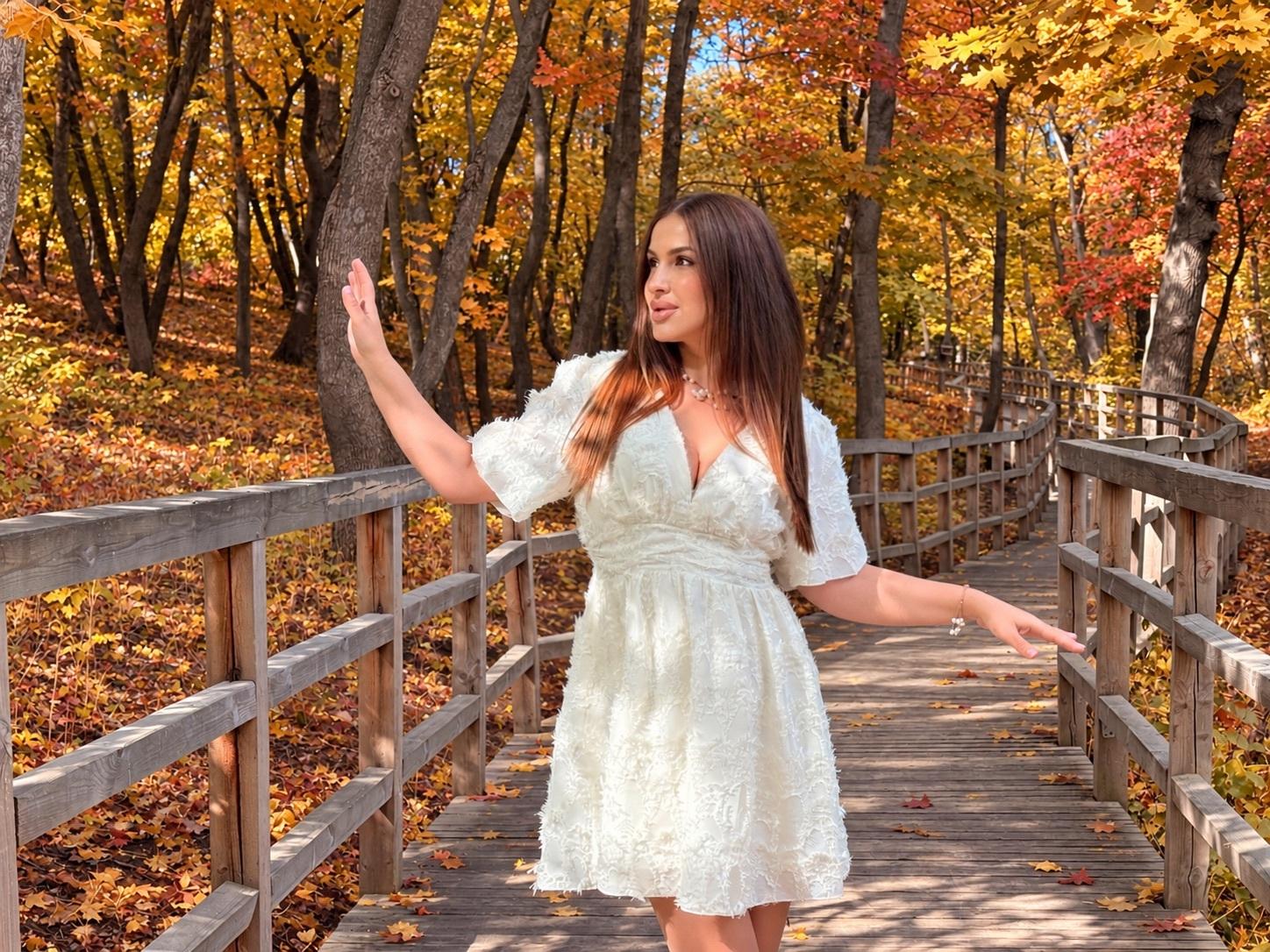 webcam model HoneyBlossom from XloveCam webcam model HoneyBlossom from XloveCam