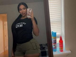 QueenLatinBeauty Ass XXX - Photo 17/17