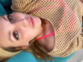 EvelynCute Boobs Liveshow - Photo 8/21