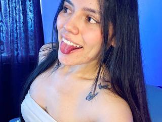 SophiaMarx Blowjob XXX Cams - Photo 16/21