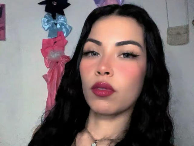 ZoeLux — live cam photo 4