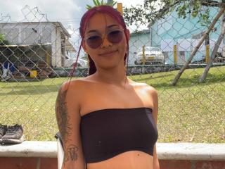 SashaHans Blowjob XXX Cams - Photo 10/21
