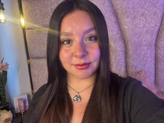 EmaJames Boobs Liveshow - Photo 9/21