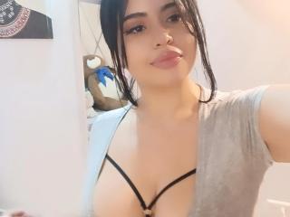 AgathaVictoria Webcam Porno Live - Photo 6/21