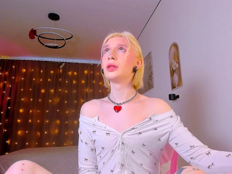 Mika-Candy-hot — live cam photo 3
