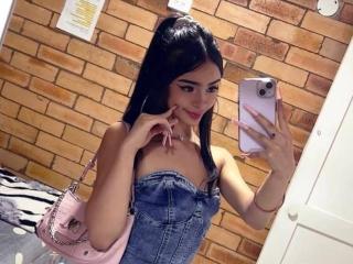 AnnyBalade Image Gallery
