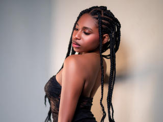 QueenPerlaa Image Gallery