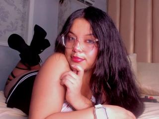 KonyBella Seins Show XXX en Direct - Photo 9/21