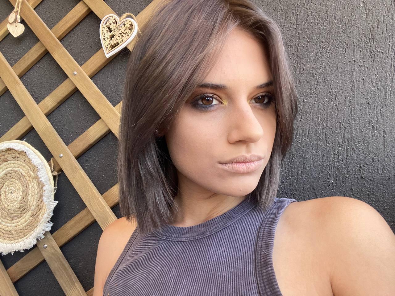 webcam model IvyVeil from XloveCam webcam model IvyVeil from XloveCam