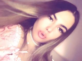 ElefteriaBlis Boobs Liveshow - Photo 21/21