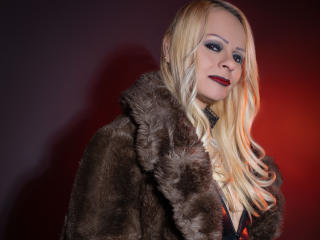 Immerlina Hot Pussy - Photo 10/15