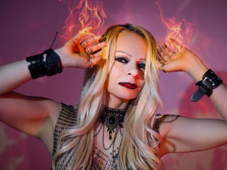 Immerlina Hot Pussy - Photo 4/15