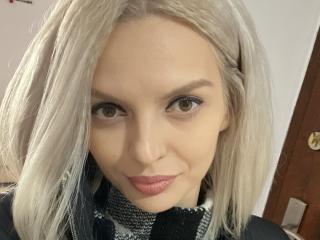 DouceAmelia Amateur Live Webcam - Photo 12/21