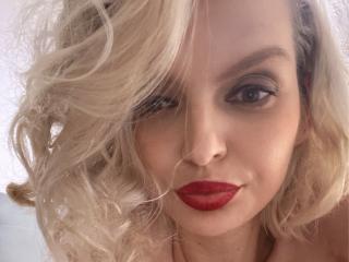 DouceAmelia Amateur Live Webcam - Photo 5/21