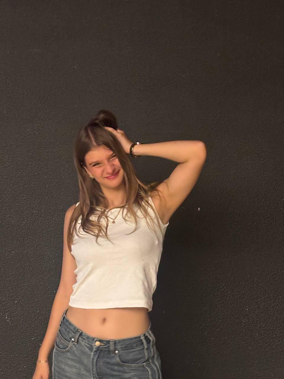 webcam model HilariaTabar from XloveCam webcam model HilariaTabar from XloveCam