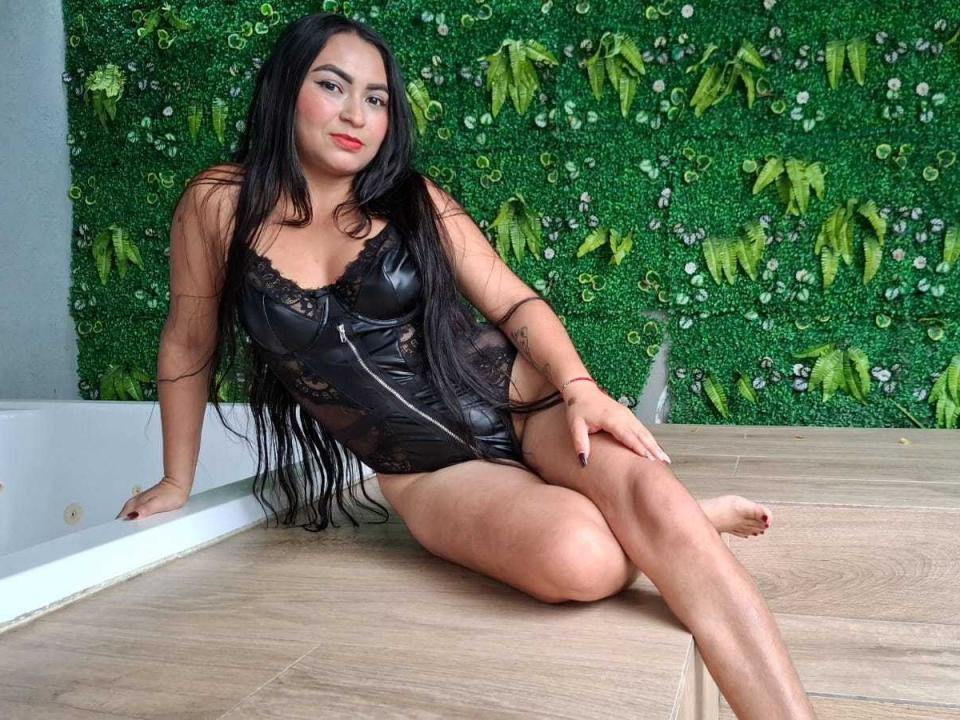 DayanaAlarcon — live cam photo 5