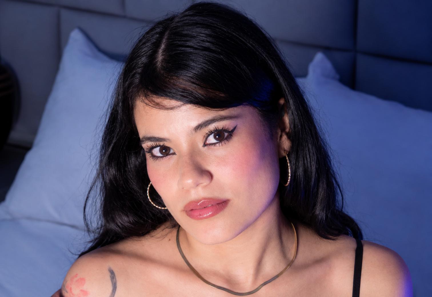 webcam model IsabellaVoss from XloveCam webcam model IsabellaVoss from XloveCam