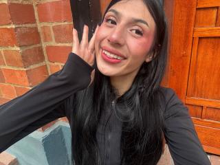SophieBeaumont Blowjob XXX Cams - Photo 19/21