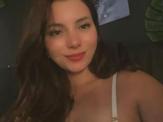 LinaFoxyHot Anal en Webcam Live - Photo 5/21